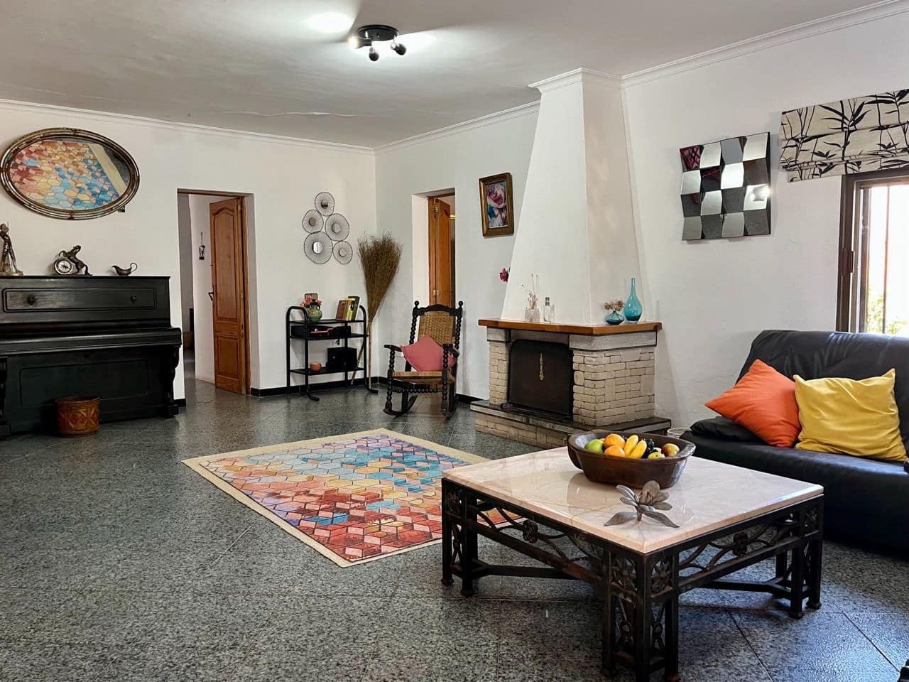 7 bedroom Villa for sale in Inca with pool garage - € 950,000 (Ref: 9728588)