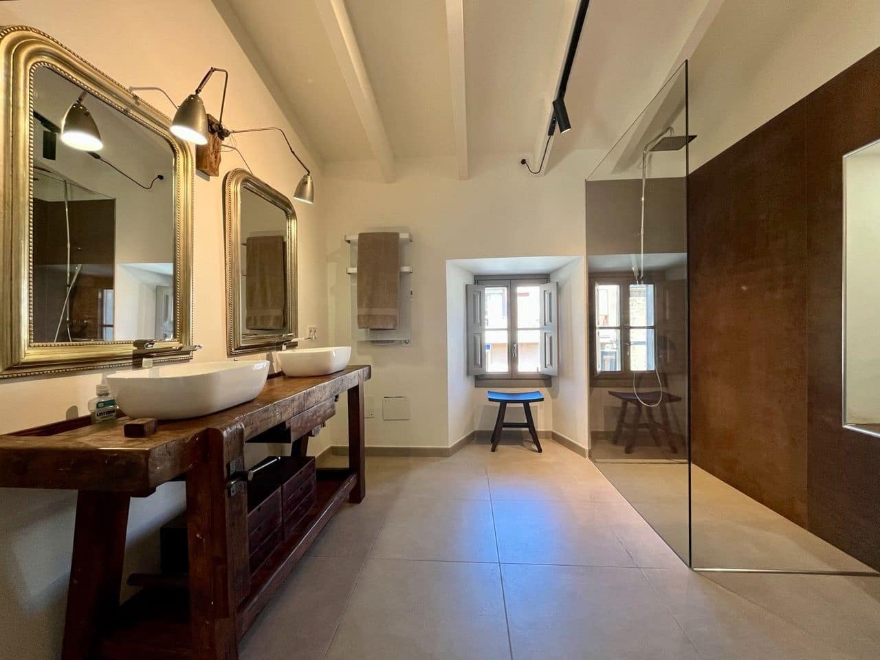 3 bedroom Villa for sale in Consell with pool garage - € 1,650,000 (Ref: 9729790)