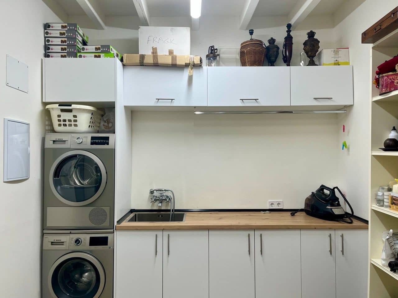 3 bedroom Villa for sale in Consell with pool garage - € 1,650,000 (Ref: 9729790)