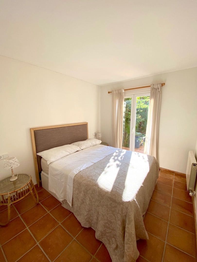 2 bedroom Flat for rent in Son Veri Nou with pool garage - € 2,500 (Ref: 9806149)