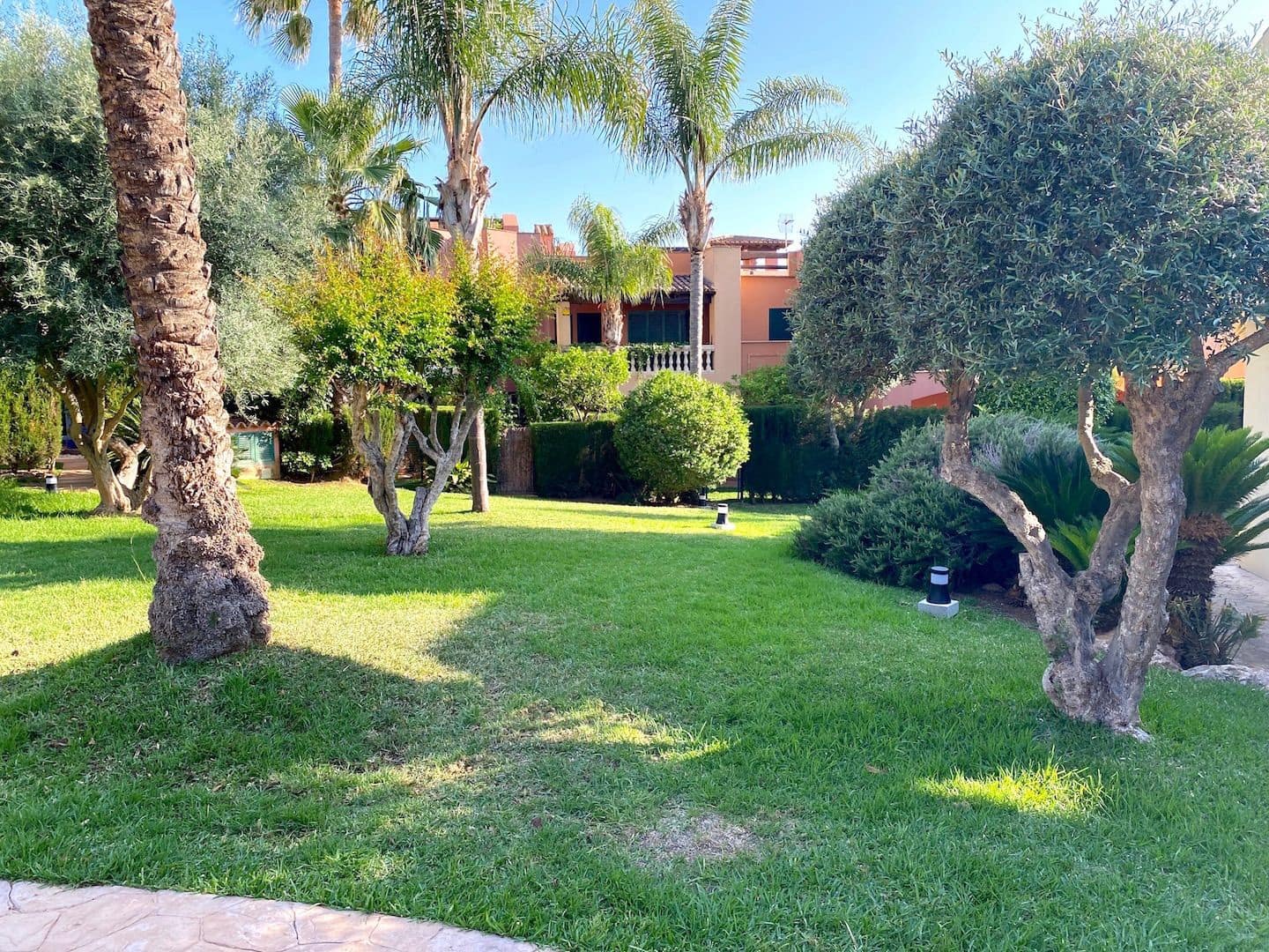 2 bedroom Flat for rent in Son Veri Nou with pool garage - € 2,500 (Ref: 9806149)