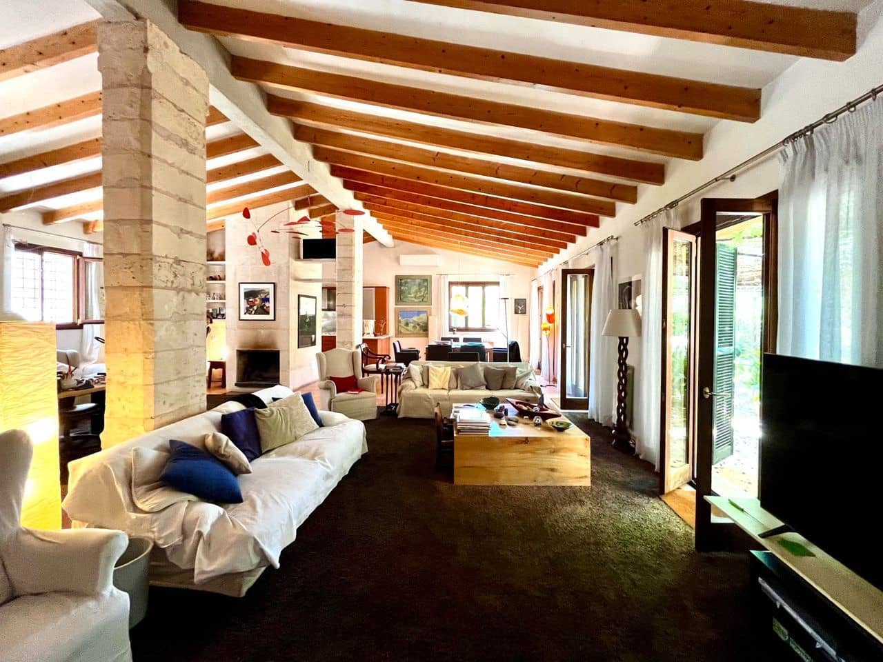4 bedroom Villa for sale in Sencelles with pool garage - € 1,300,000 (Ref: 9864063)