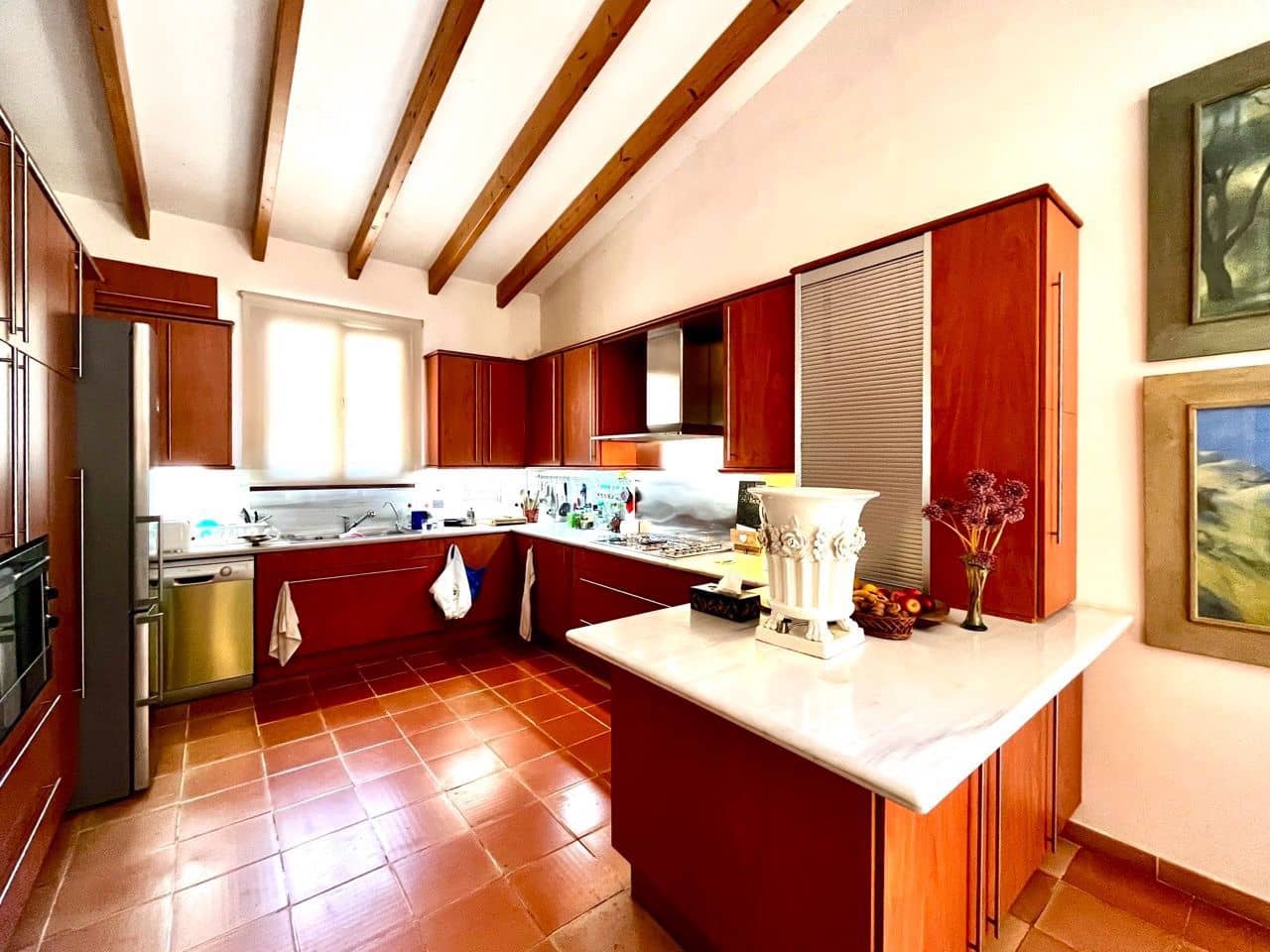4 bedroom Villa for sale in Sencelles with pool garage - € 1,300,000 (Ref: 9864063)