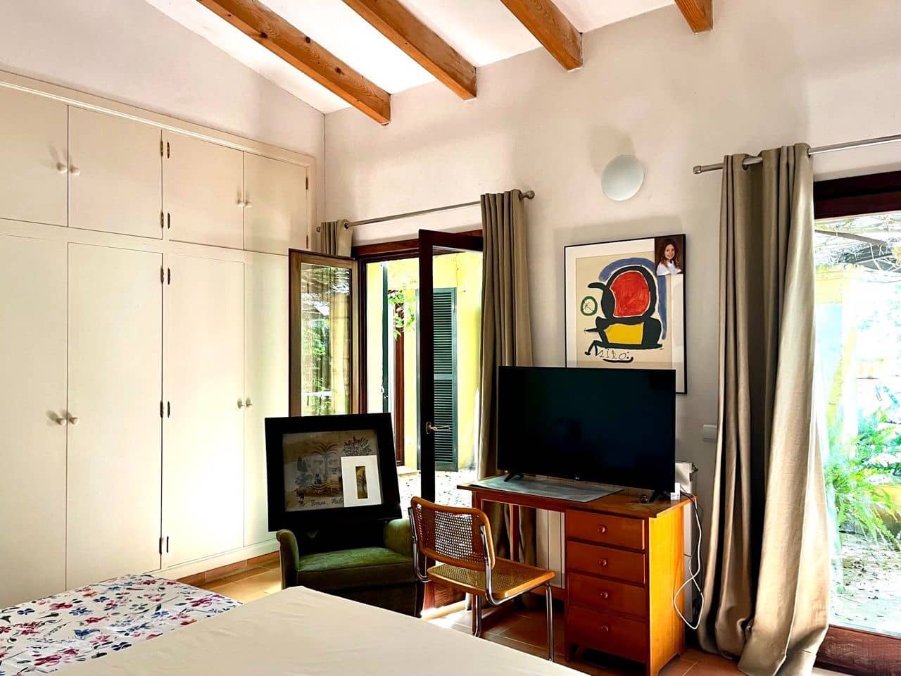 4 bedroom Villa for sale in Sencelles with pool garage - € 1,300,000 (Ref: 9864063)