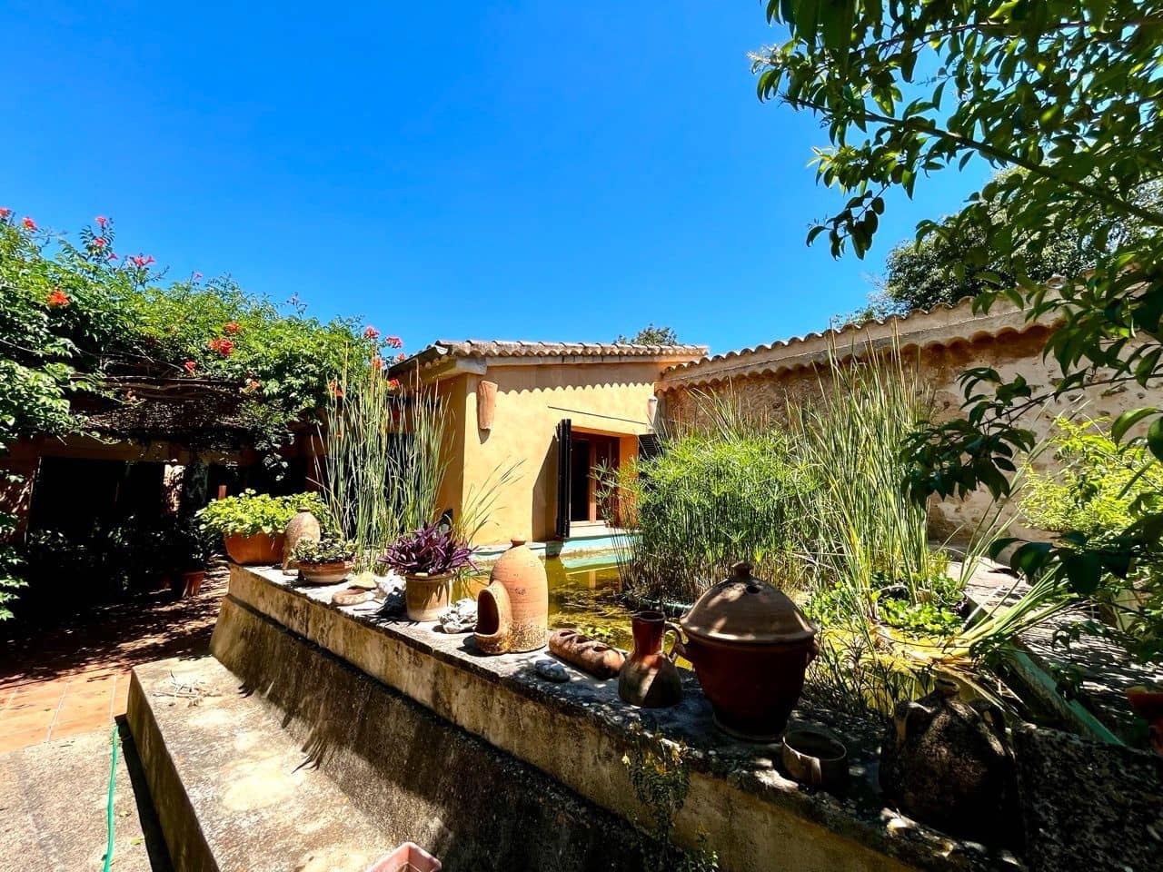 4 bedroom Villa for sale in Sencelles with pool garage - € 1,300,000 (Ref: 9864063)