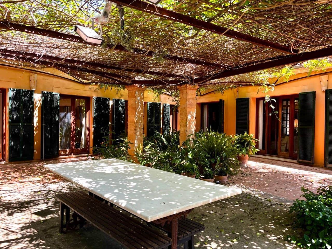 4 bedroom Villa for sale in Sencelles with pool garage - € 1,300,000 (Ref: 9864063)