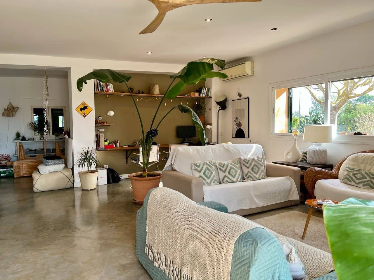 4 bedroom Villa for sale in Sencelles with pool - € 1,295,000 (Ref: 9880593)