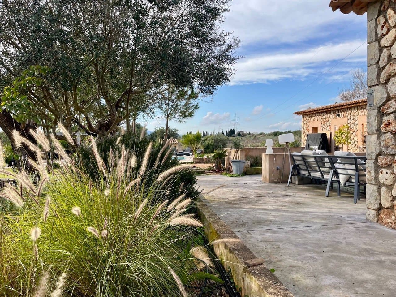 4 bedroom Villa for sale in Sencelles with pool - € 1,295,000 (Ref: 9880593)