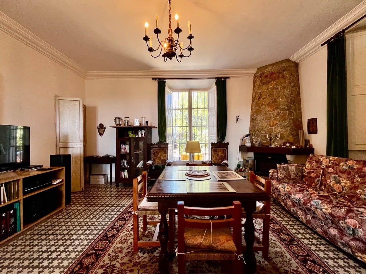 5 slaapkamer Villa te koop in Binissalem met garage - € 1.500.000 (Ref: 9912509)