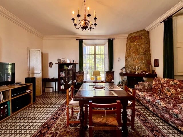 5 slaapkamer Villa te koop in Binissalem met garage - € 1.500.000 (Ref: 9912509)