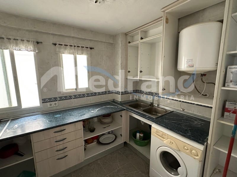 2 soverom Leilighet til salgs i Benidorm med svømmebasseng garasje - € 179 000 (Ref: 10130260)