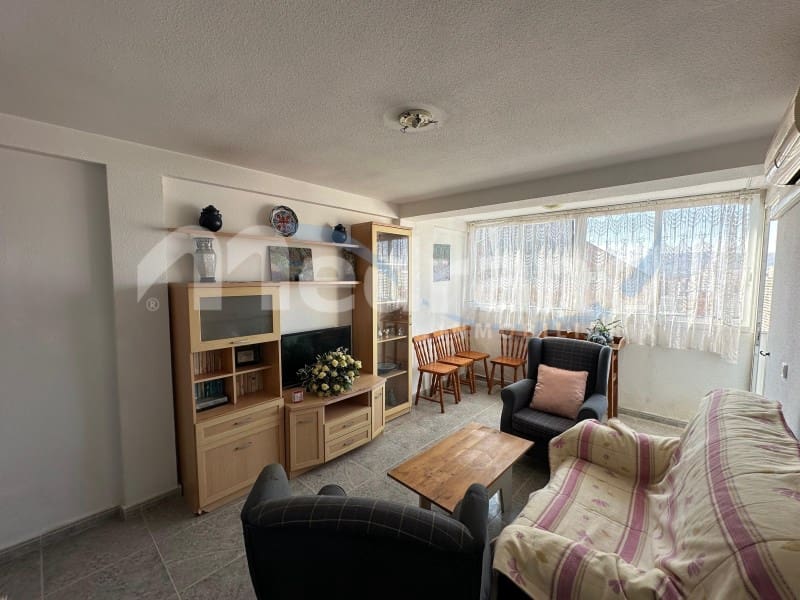 2 soverom Leilighet til salgs i Benidorm med svømmebasseng garasje - € 179 000 (Ref: 10130260)