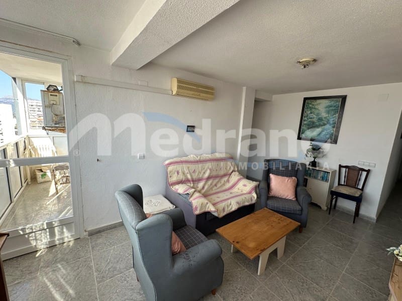 2 soverom Leilighet til salgs i Benidorm med svømmebasseng garasje - € 179 000 (Ref: 10130260)