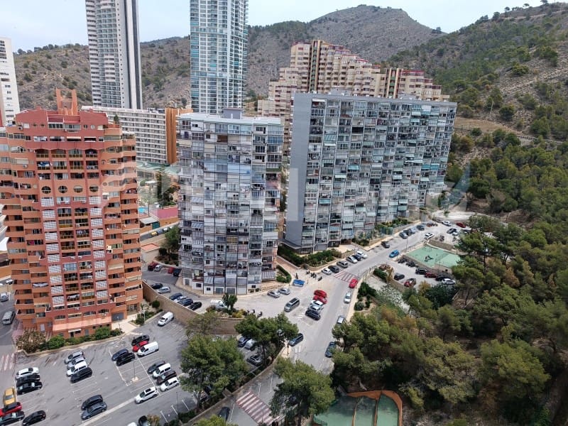 2 soverom Leilighet til salgs i Benidorm med svømmebasseng garasje - € 179 000 (Ref: 10130260)