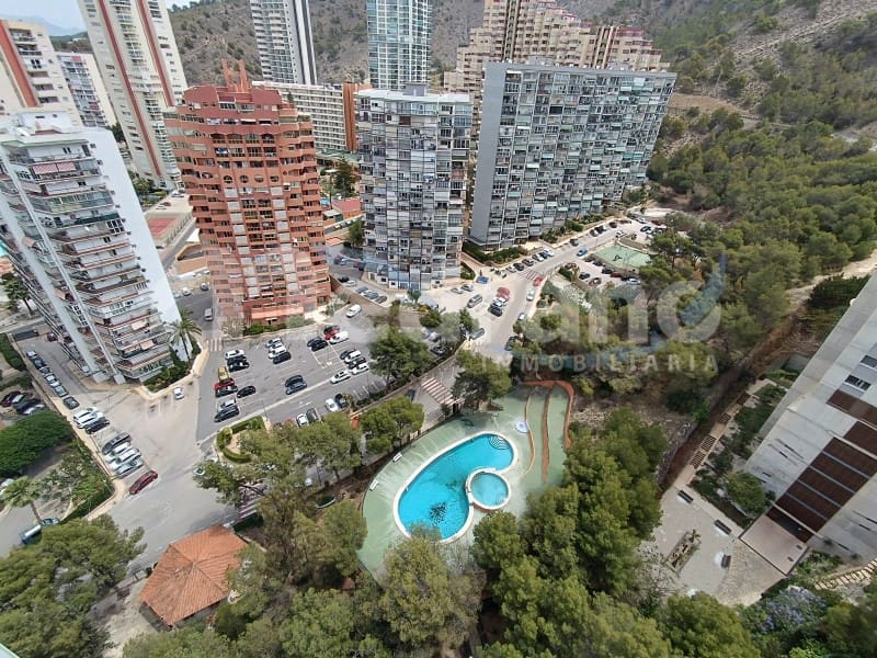 2 soverom Leilighet til salgs i Benidorm med svømmebasseng garasje - € 179 000 (Ref: 10130260)