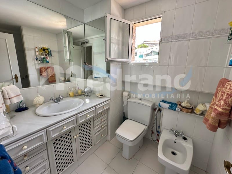 3 soverom Leilighet til salgs i Benidorm med garasje - € 570 000 (Ref: 10130261)