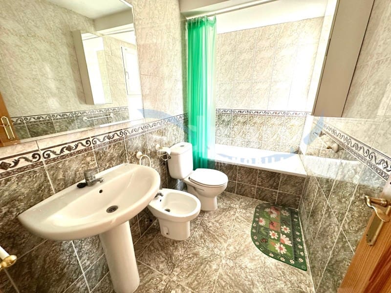 3 soveværelse Lejlighed til salg i Benidorm med swimmingpool garage - € 475.000 (Ref: 10130262)