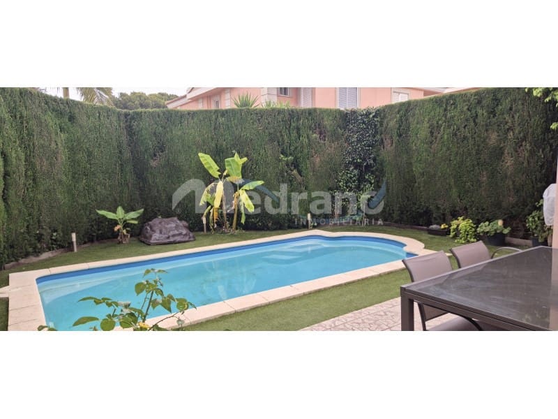 4 bedroom Villa for sale in Benidorm with pool garage - € 535,000 (Ref: 10130264)