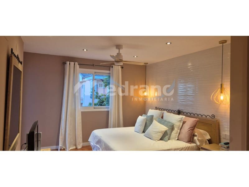 4 bedroom Villa for sale in Benidorm with pool garage - € 535,000 (Ref: 10130264)