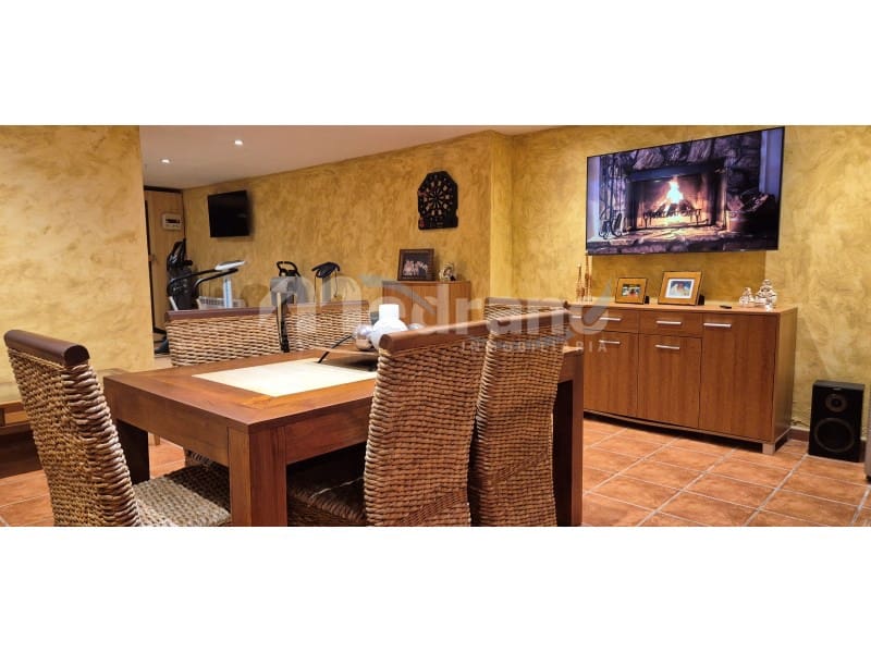 4 bedroom Villa for sale in Benidorm with pool garage - € 535,000 (Ref: 10130264)