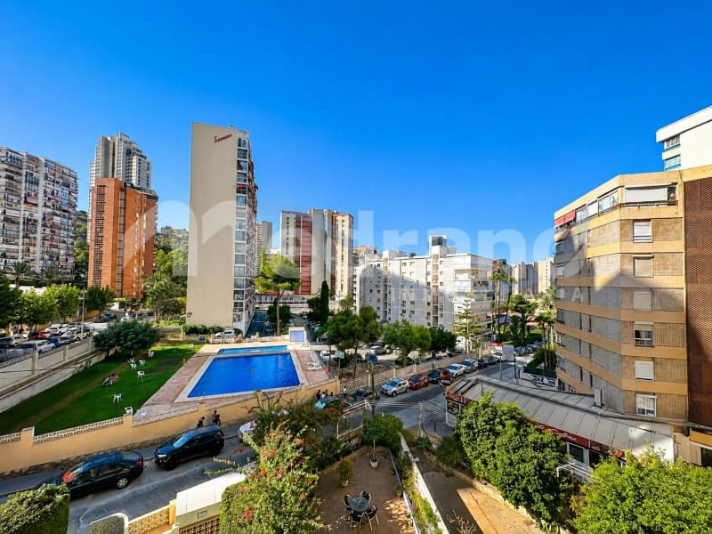1 slaapkamer Appartement te koop in Benidorm met zwembad - € 201.500 (Ref: 10130268)