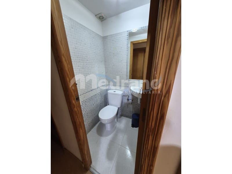 Local Comercial en Benidorm en venta - 240.000 € (Ref: 10130275)