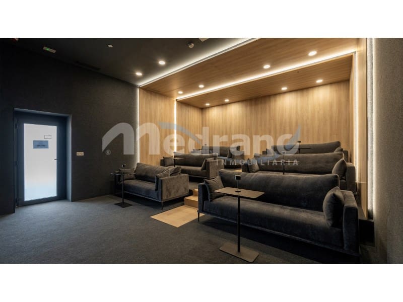 2 soverom Leilighet til leie i Benidorm med svømmebasseng garasje - € 3 000 (Ref: 10130276)