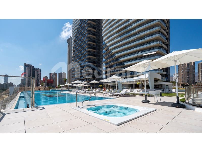2 soverom Leilighet til leie i Benidorm med svømmebasseng garasje - € 3 000 (Ref: 10130276)