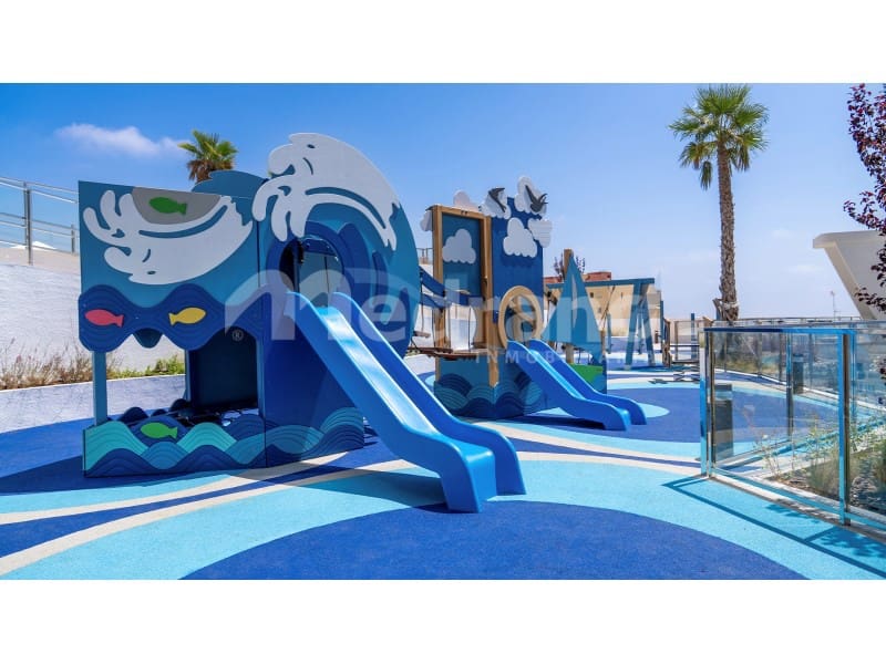 2 soverom Leilighet til leie i Benidorm med svømmebasseng garasje - € 3 000 (Ref: 10130276)