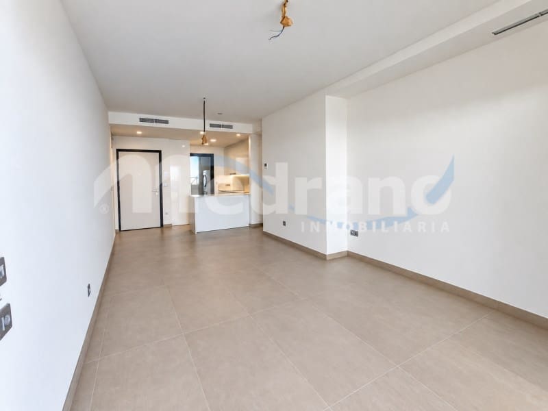 2 bedroom Flat for rent in Benidorm with pool garage - € 3,000 (Ref: 10130276)