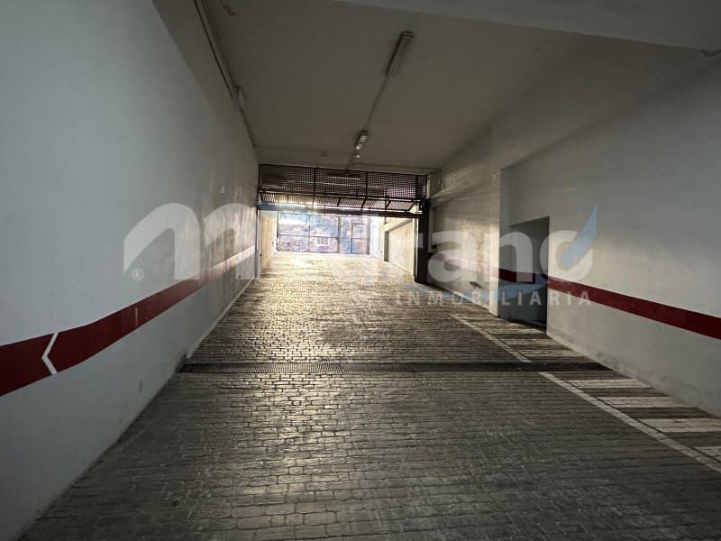 Appartement de 2 chambres à louer à Benidorm avec piscine garage - 1 600 € (Ref: 10130277)