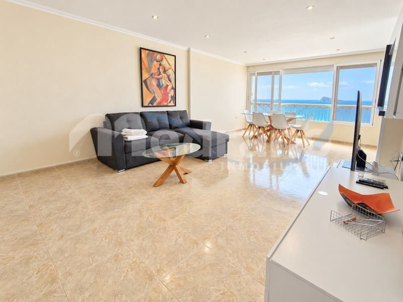 Piso de 2 habitaciones en Benidorm en venta con piscina garaje - 465.000 € (Ref: 10130278)