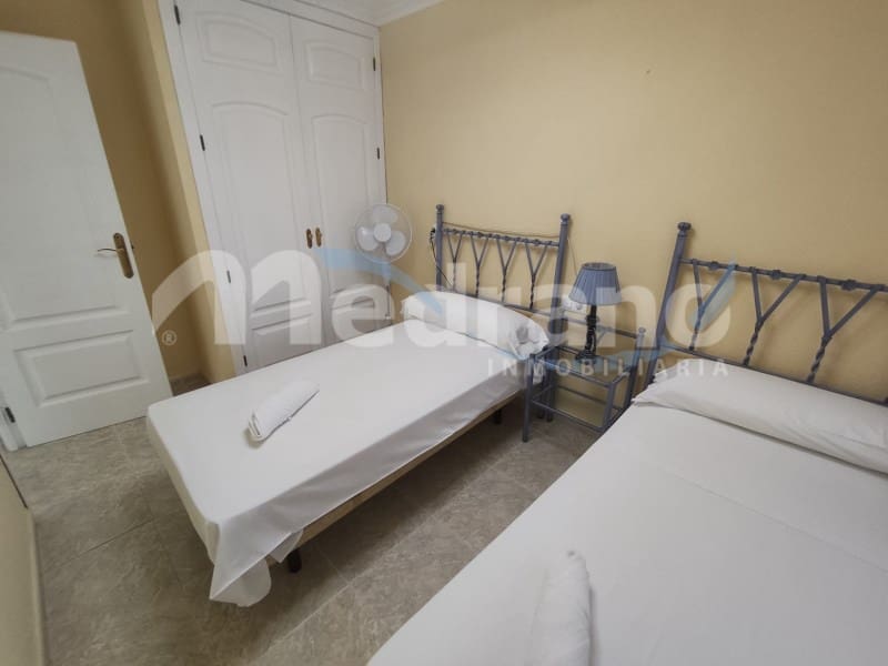 Piso de 2 habitaciones en Benidorm en venta con piscina garaje - 465.000 € (Ref: 10130278)