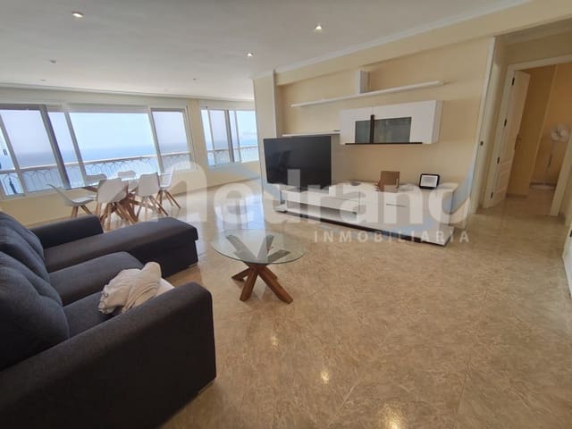 Piso de 2 habitaciones en Playa Levante, Benidorm en venta con piscina garaje - 465.000 € (Ref: 10130278)