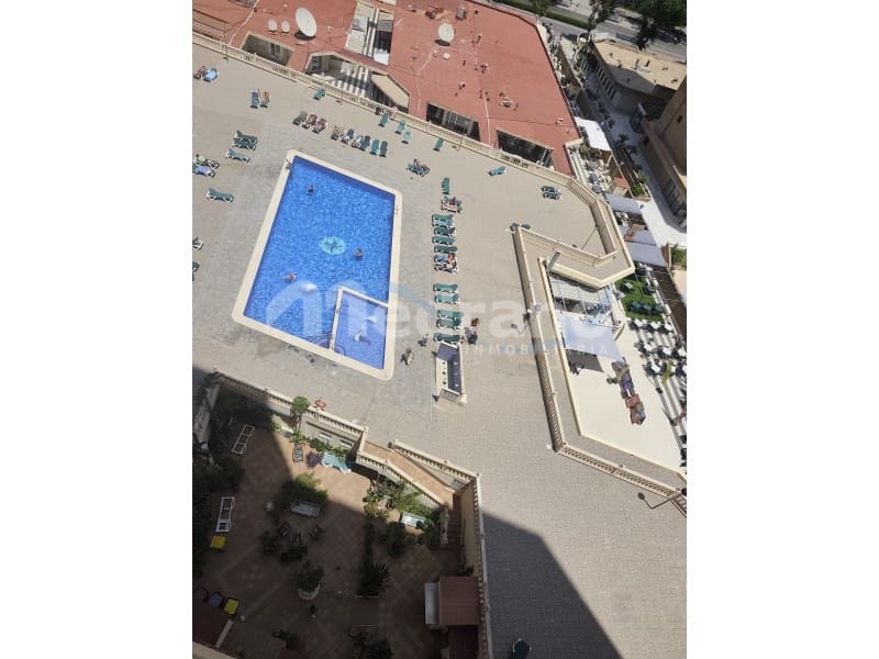 Piso de 2 habitaciones en Benidorm en venta con piscina garaje - 465.000 € (Ref: 10130278)