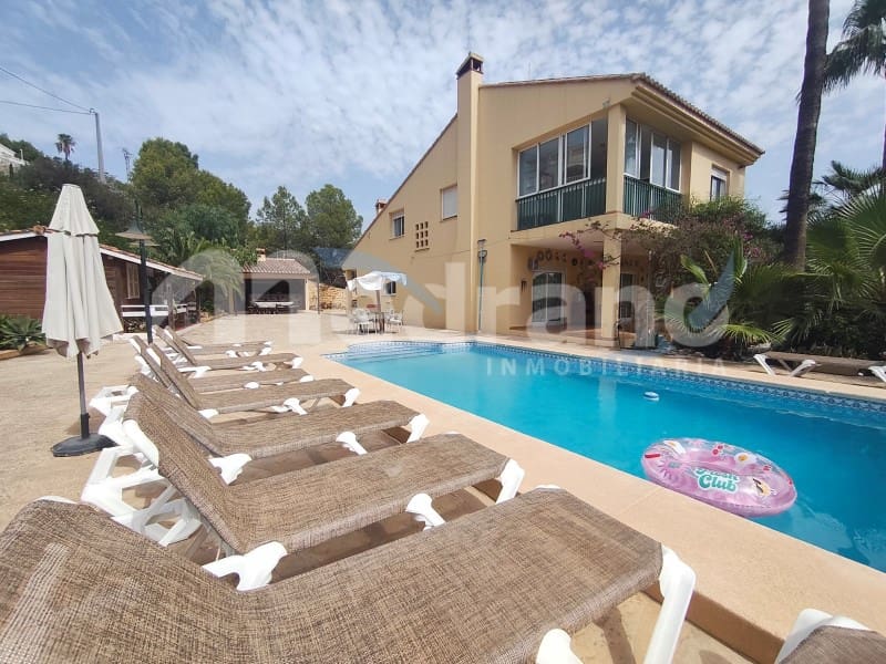 Chalet de 5 habitaciones en Benidorm en venta con piscina garaje - 1.400.000 € (Ref: 10131400)