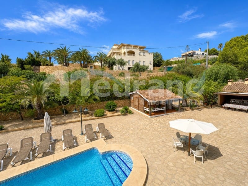 Chalet de 5 habitaciones en Benidorm en venta con piscina garaje - 1.400.000 € (Ref: 10131400)