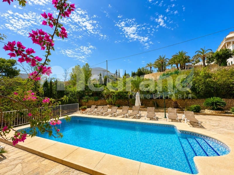 Chalet de 5 habitaciones en Benidorm en venta con piscina garaje - 1.400.000 € (Ref: 10131400)