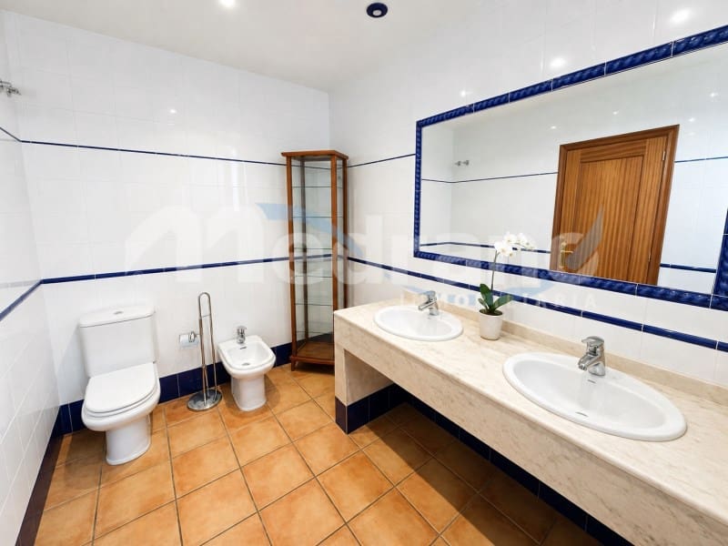 Chalet de 5 habitaciones en Benidorm en venta con piscina garaje - 1.400.000 € (Ref: 10131400)