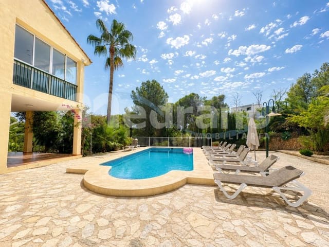 Chalet de 5 habitaciones en Urbanizaciones, Benidorm en venta con piscina garaje - 1.400.000 € (Ref: 10131400)