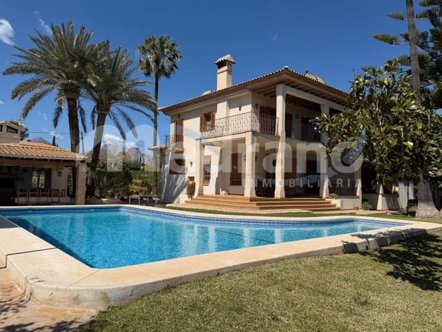 5 Zimmer Villa zu verkaufen in Altea mit Pool Garage - 1.990.000 € (Ref: 10131401)