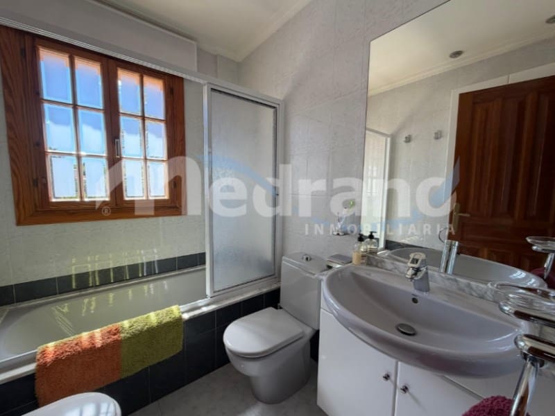 5 bedroom Villa for sale in Altea with pool garage - € 1,990,000 (Ref: 10131401)