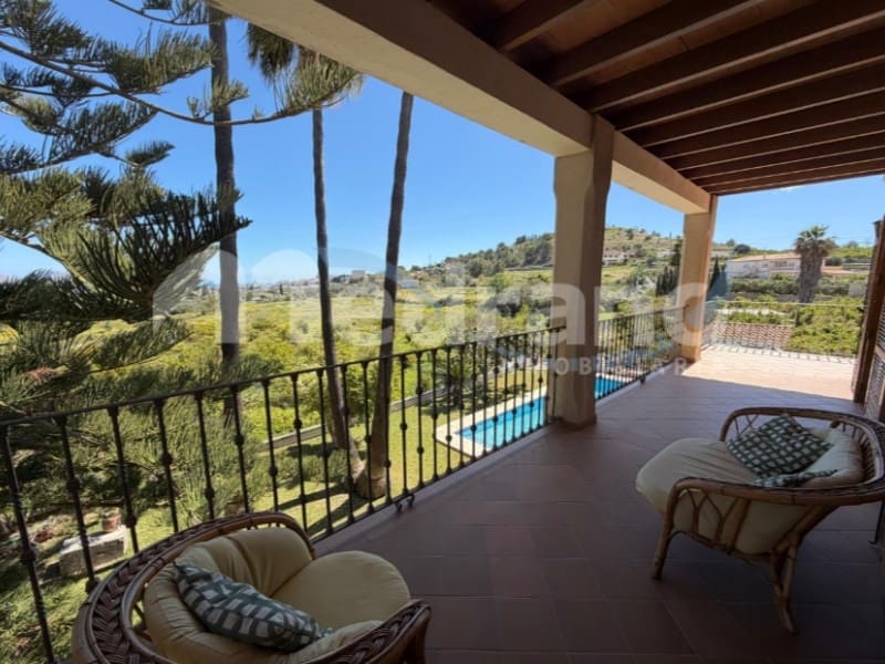 5 bedroom Villa for sale in Altea with pool garage - € 1,990,000 (Ref: 10131401)