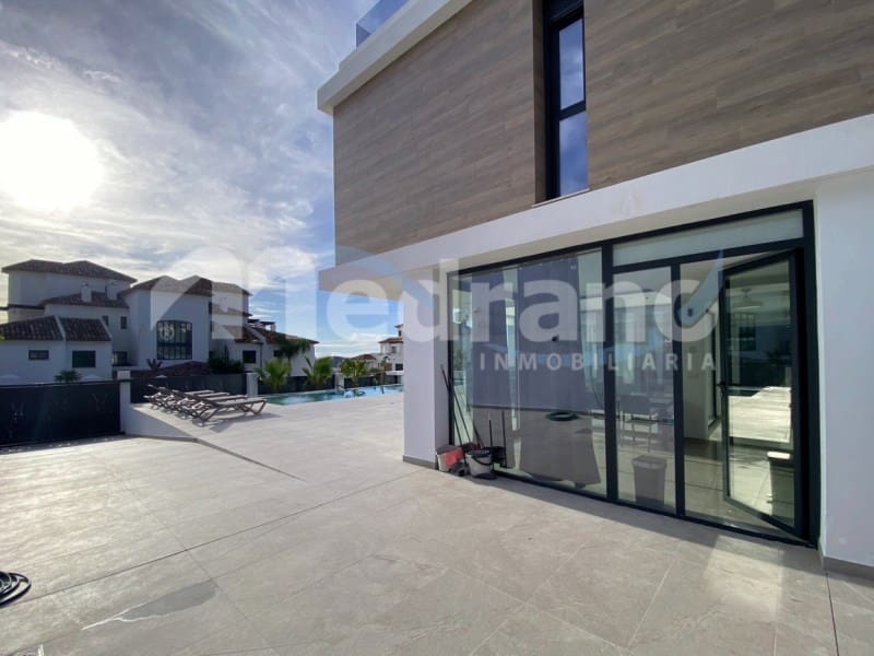 6 camera da letto Villa in vendita in Finestrat con piscina garage - 1.700.000 € (Rif: 10131403)