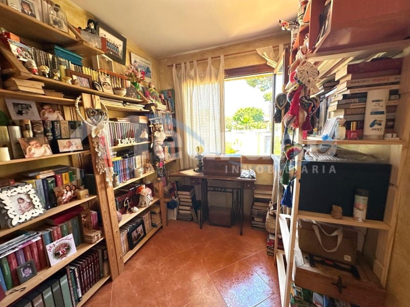 4 quarto Moradia para venda em Benidorm com piscina garagem - 710 000 € (Ref: 10131404)