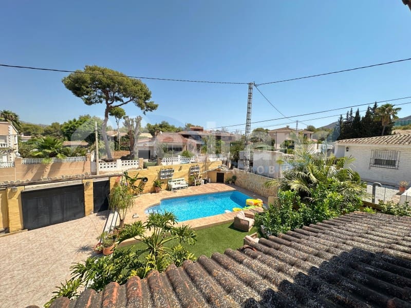 4 quarto Moradia para venda em Benidorm com piscina garagem - 710 000 € (Ref: 10131404)