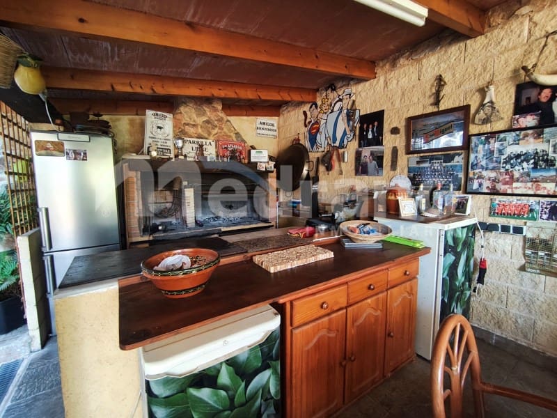 4 quarto Moradia para venda em Benidorm com piscina garagem - 710 000 € (Ref: 10131404)