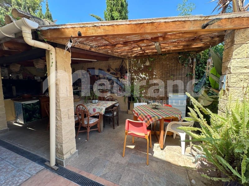 4 quarto Moradia para venda em Benidorm com piscina garagem - 710 000 € (Ref: 10131404)