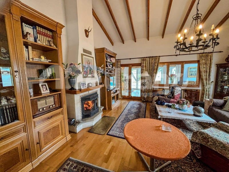 6 soveværelse Villa til salg i Benidorm med swimmingpool garage - € 745.000 (Ref: 10131405)