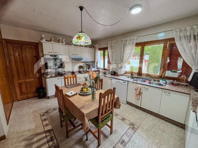 6 soveværelse Villa til salg i Benidorm med swimmingpool garage - € 745.000 (Ref: 10131405)